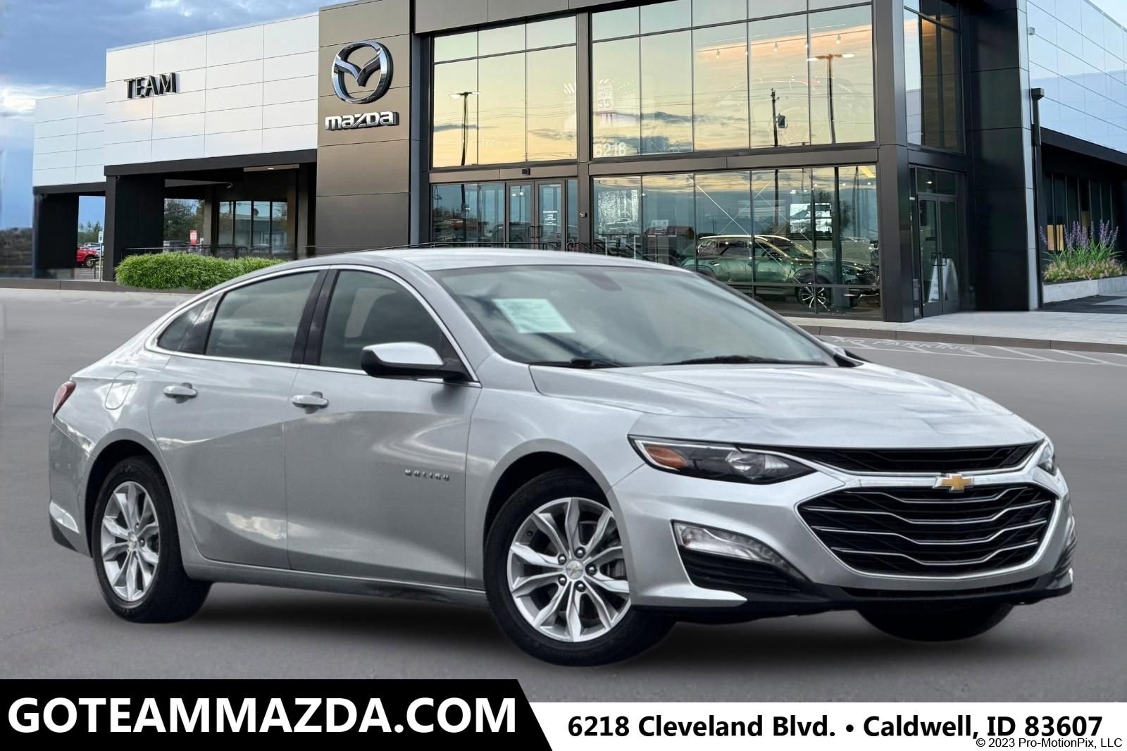 Used 2022 Chevrolet Malibu LT image 1