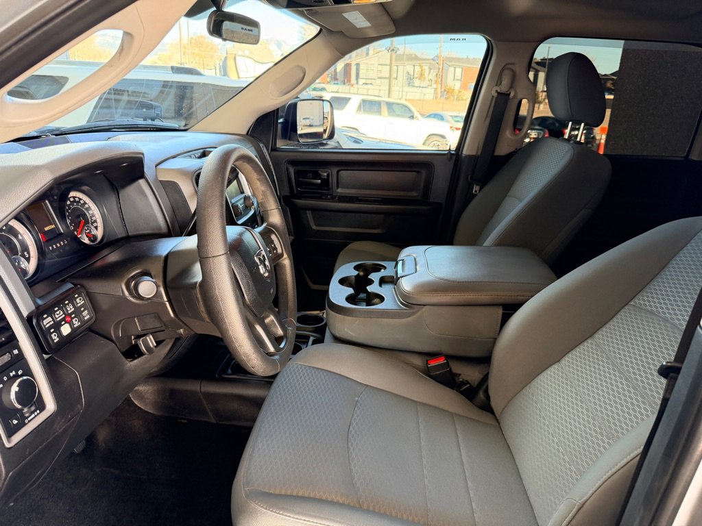 Used 2017 RAM 2500 Tradesman w/ Chrome Appearance Group image 6