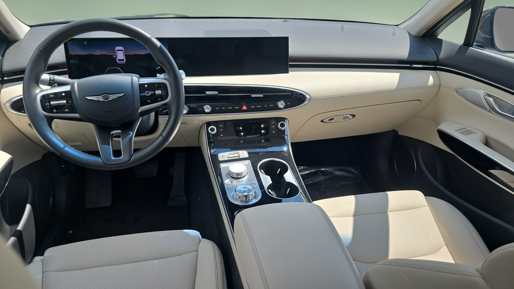 New 2026 Genesis GV70 2.5T AWD/4WD image 12