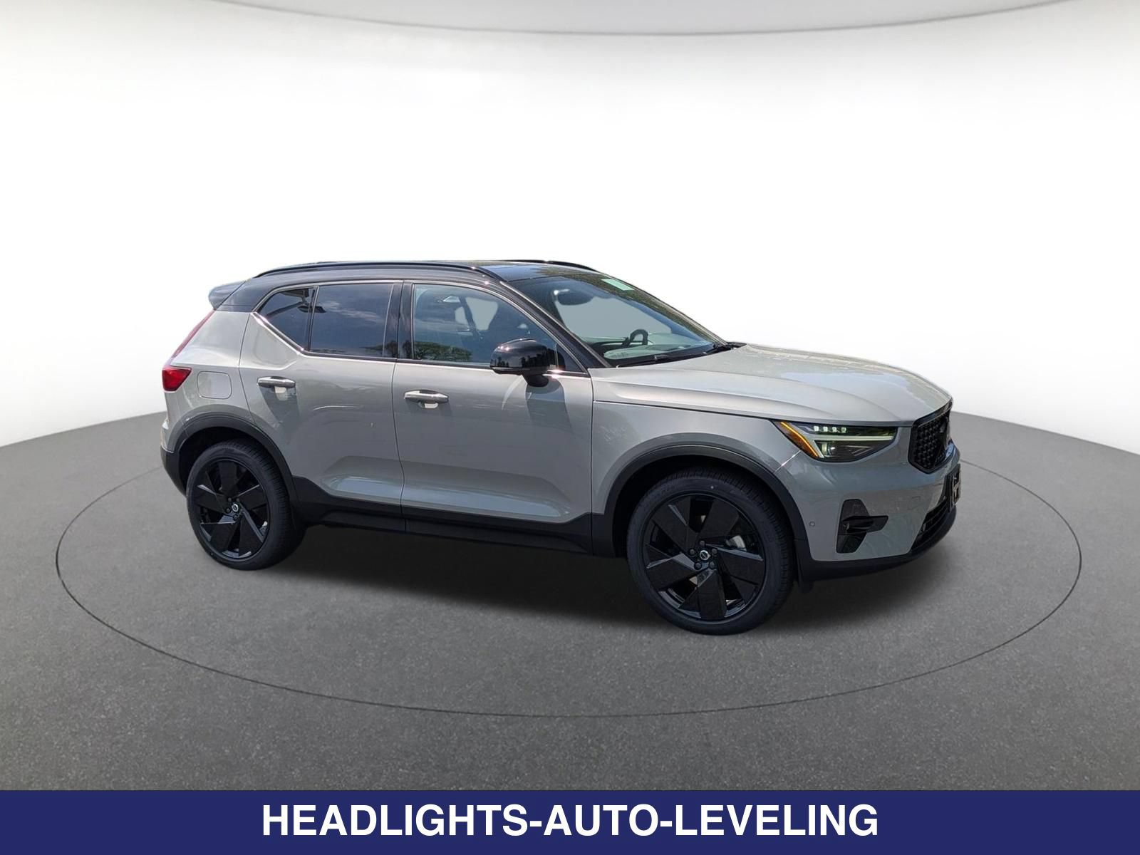 New 2026 Volvo XC40 B5 Ultra w/ Protection Package Premier AWD/4WD image 3