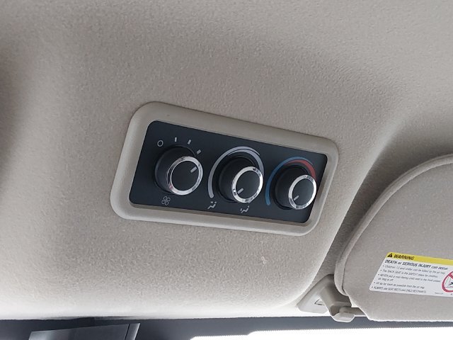 Used 2025 GMC Savana 3500 LT w/ LT Preferred Equipment Group RWD image 26