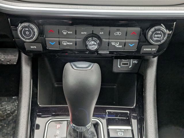 New 2026 Jeep Compass Limited image 16