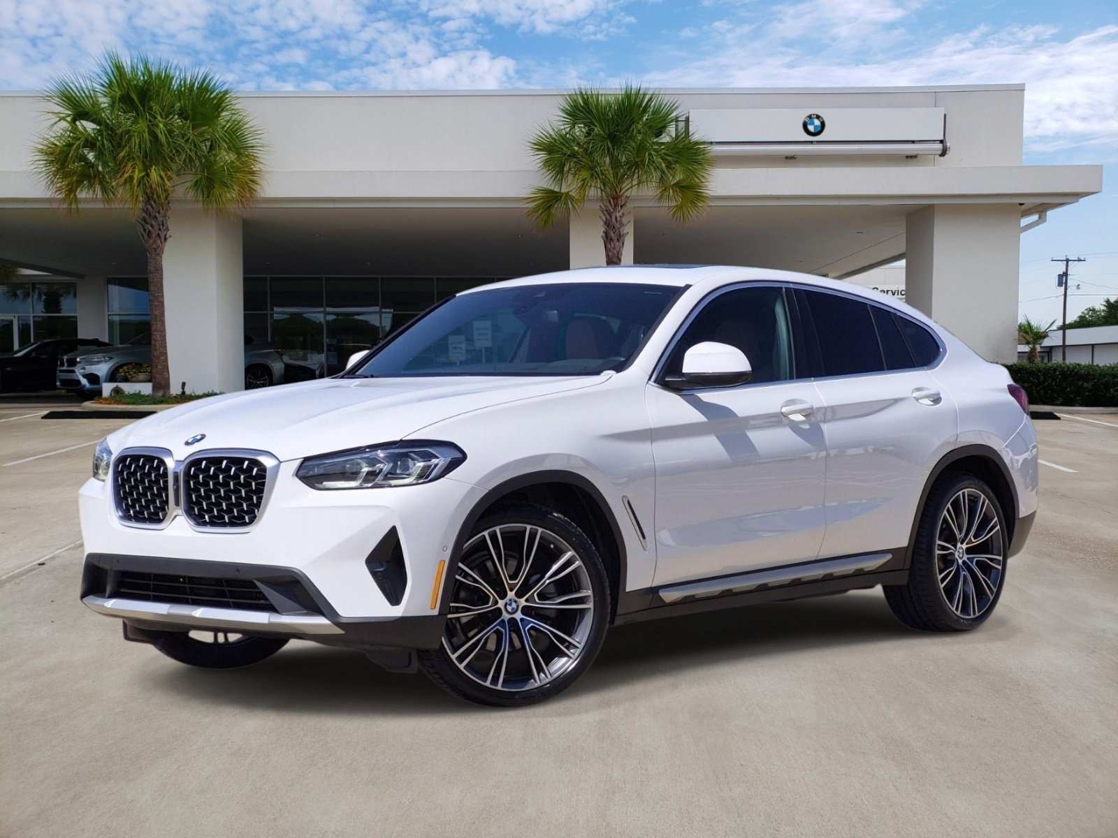 Certified 2024 BMW X4 xDrive30i w/ Premium Package