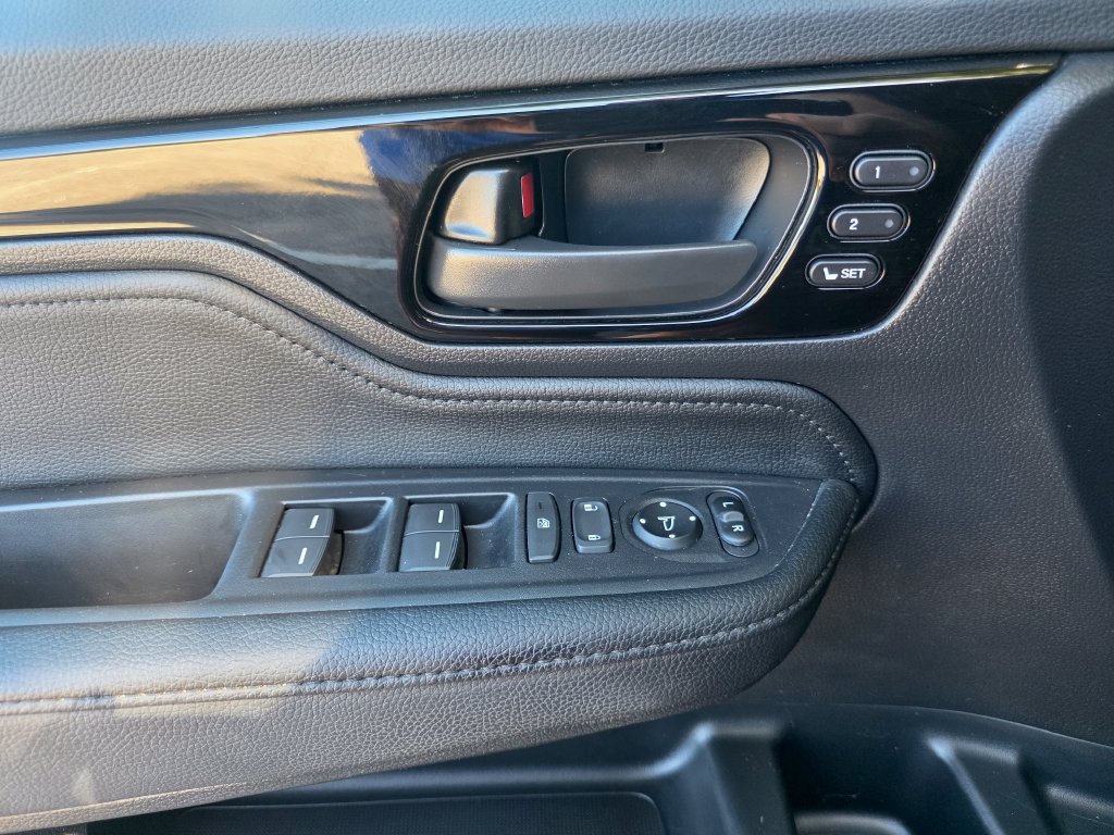 Used 2026 Honda Odyssey Touring image 16