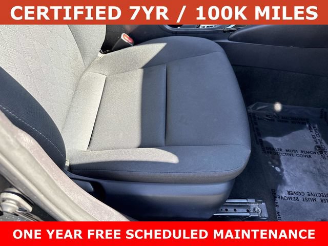 Used 2025 Toyota Corolla LE FWD image 10