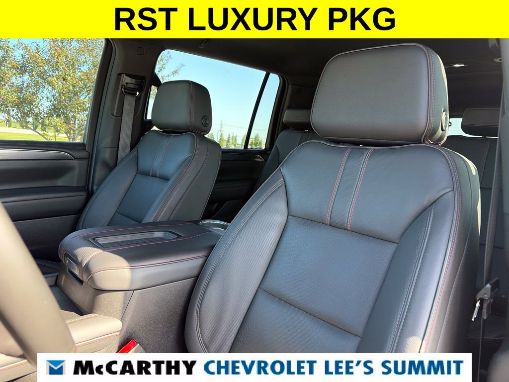Used 2024 Chevrolet Suburban RST w/ Luxury Package AWD/4WD image 55