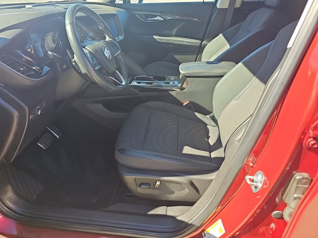 Used 2023 Buick Envision Preferred w/ Sport Touring Package AWD/4WD image 2