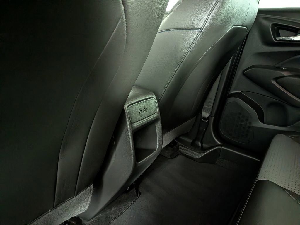 Certified 2025 Chevrolet Trax LT w/ LT Convenience Package FWD image 31