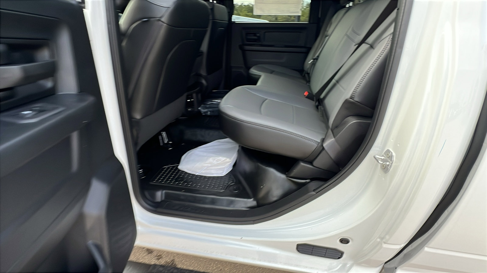New 2026 RAM 2500 Tradesman AWD/4WD image 19