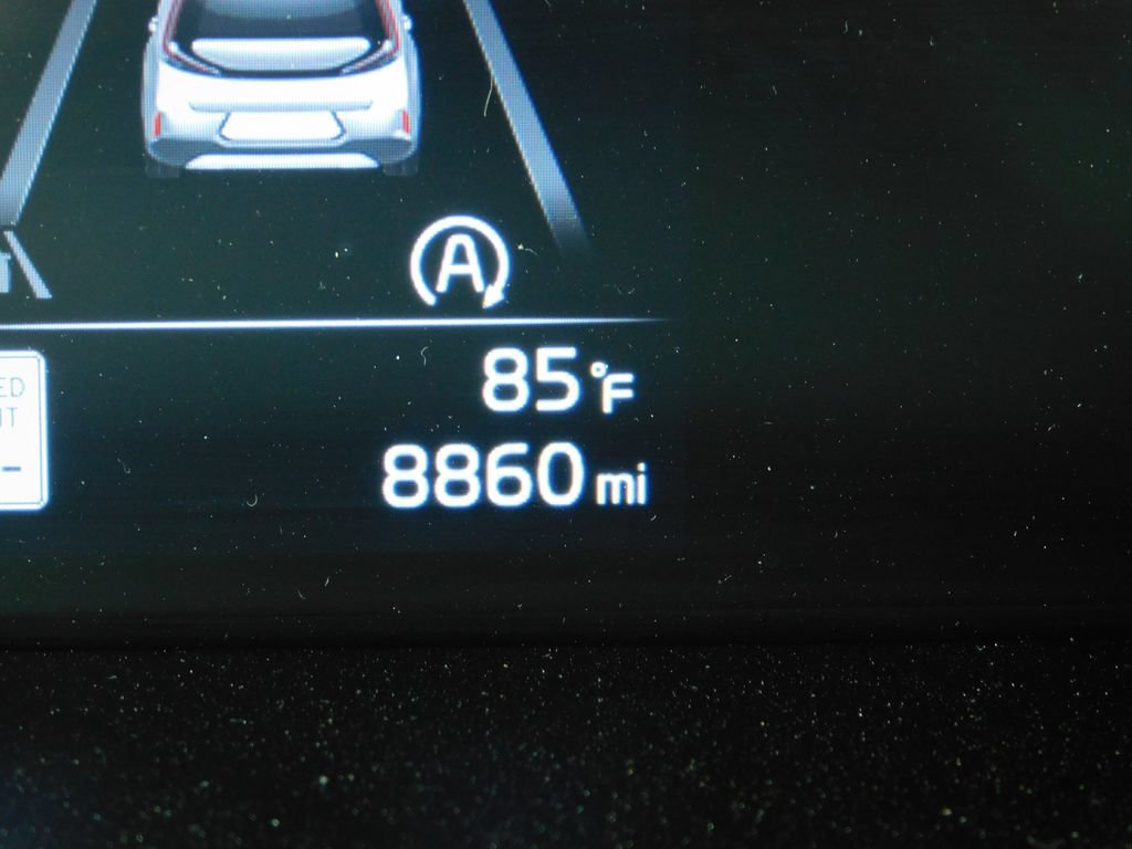 Used 2025 Kia Soul LX w/ LX Technology Package FWD image 31