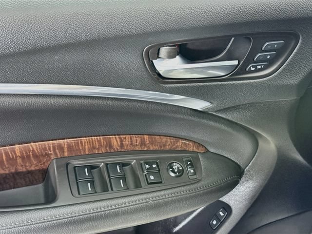 Used 2019 Acura MDX SH-AWD image 17