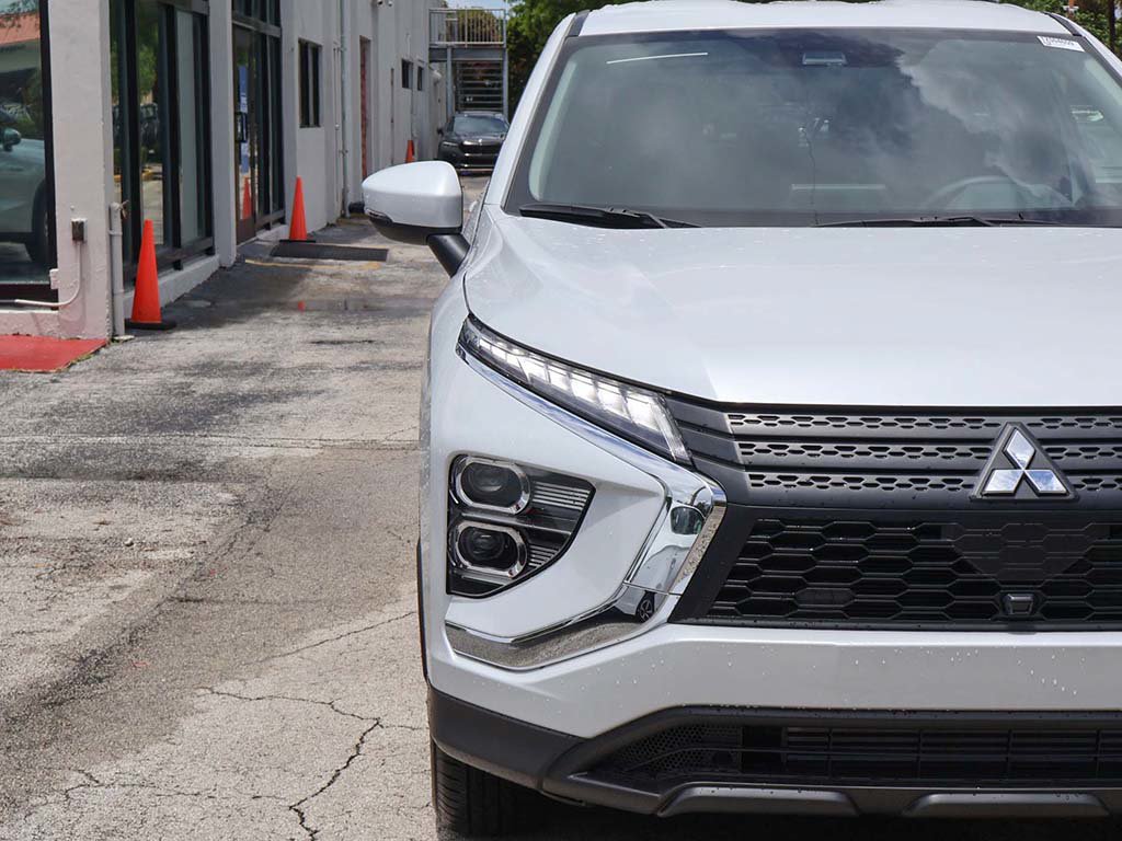 New 2026 Mitsubishi Eclipse Cross ES AWD/4WD image 12