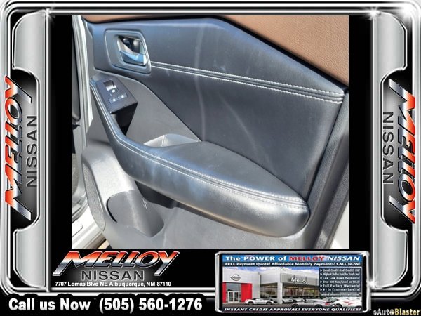 Used 2023 Nissan Rogue SL image 14