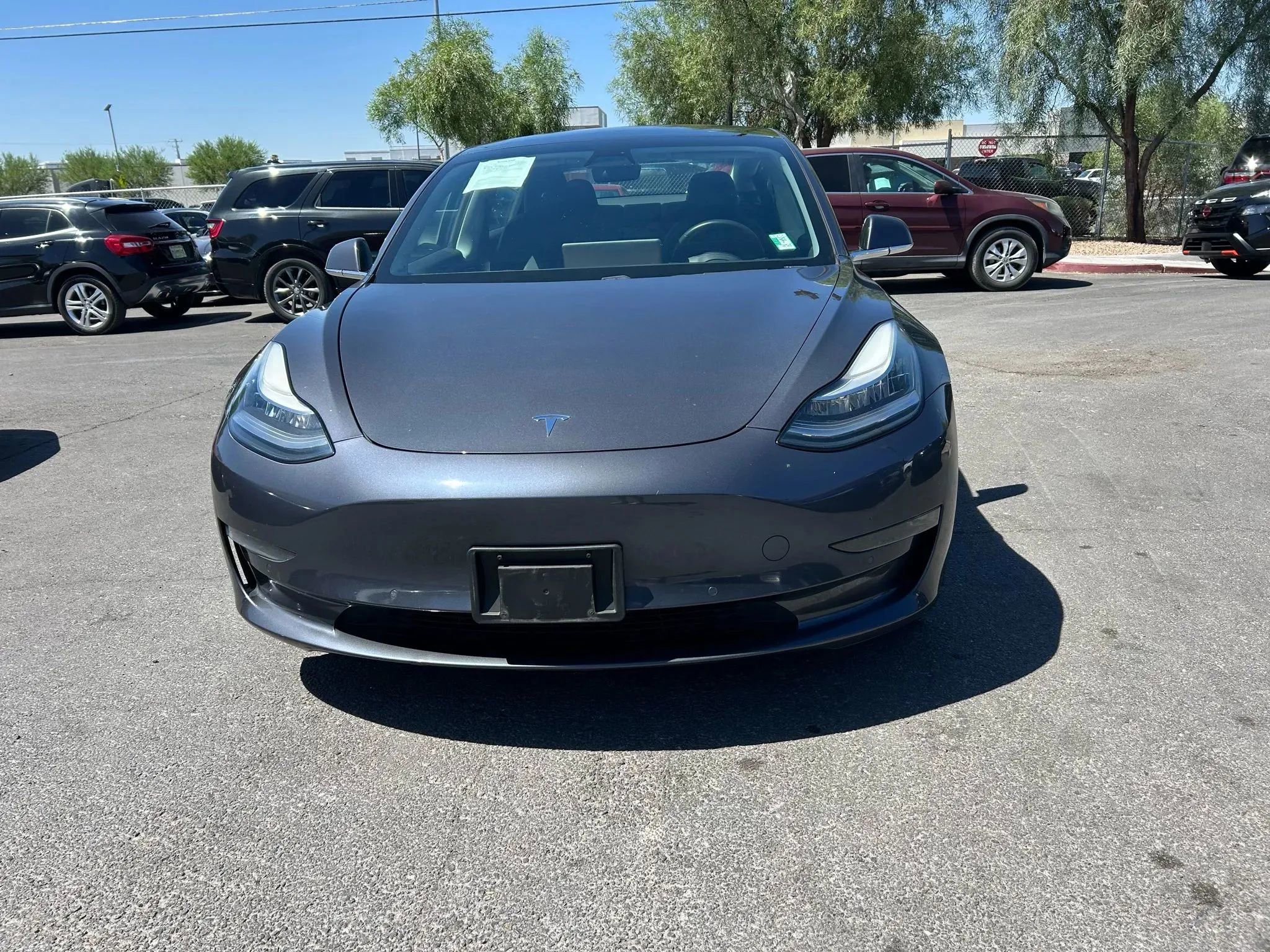Used 2019 Tesla Model 3 Standard Range image 2