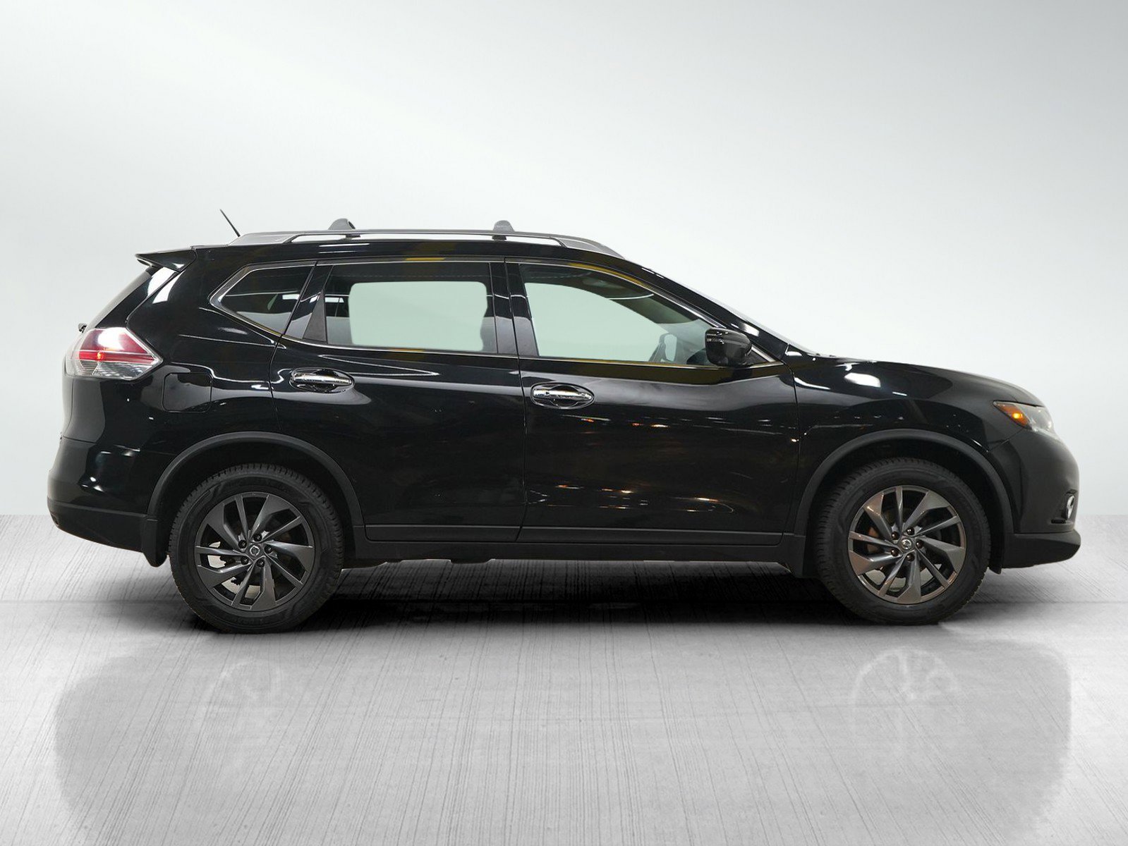 Used 2016 Nissan Rogue SL w/ SL Premium Package AWD/4WD image 6