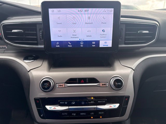 Certified 2022 Ford Explorer XLT w/ Equipment Group 202A AWD/4WD image 10