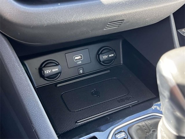 Used 2022 Hyundai Ioniq SEL image 17