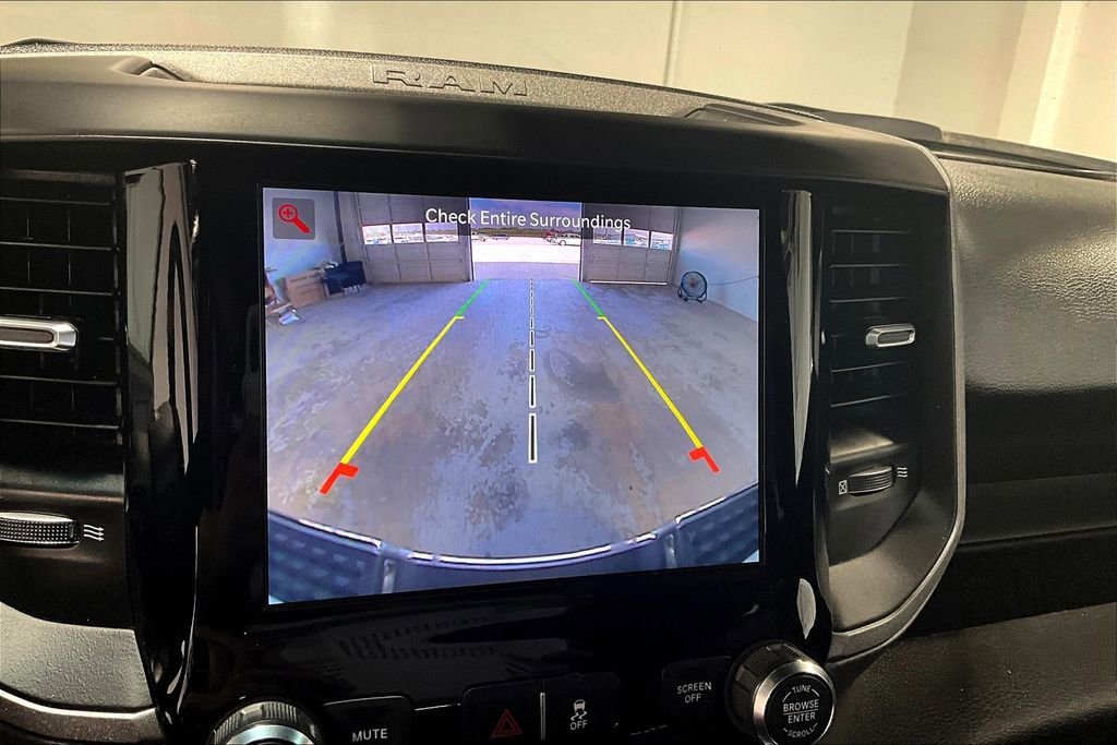 Used 2024 RAM 2500 Tradesman w/ Chrome Appearance Group image 29