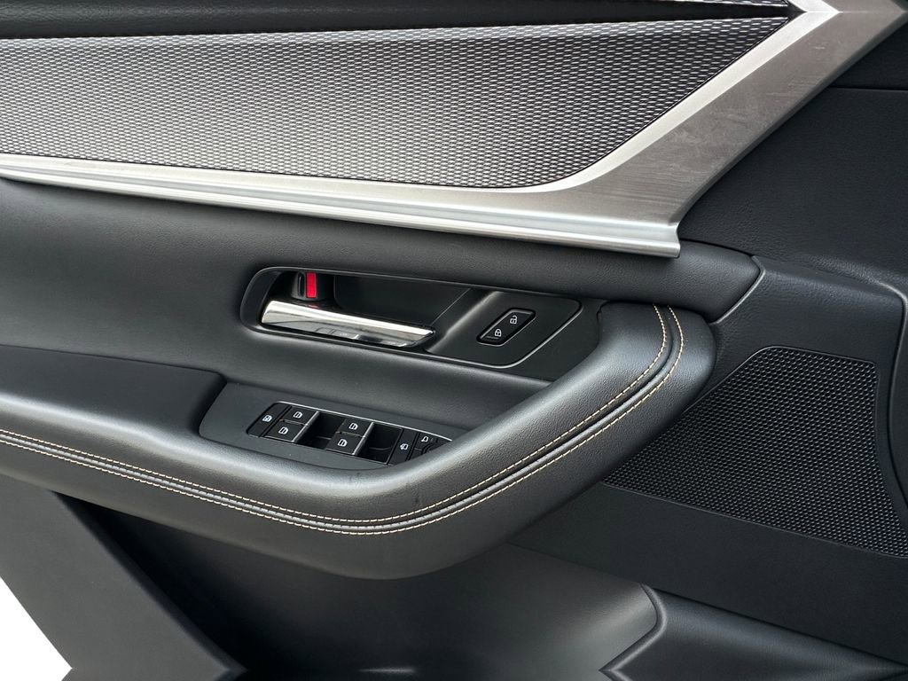 Certified 2025 MAZDA CX-90 3.3 Turbo S w/ Premium Package image 11