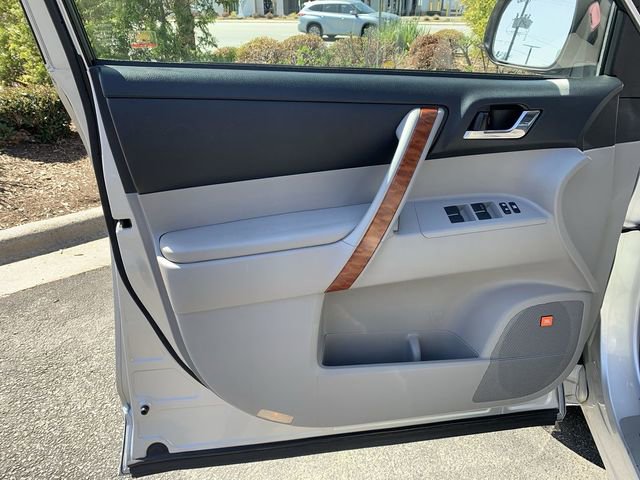 Used 2009 Toyota Highlander Limited image 17