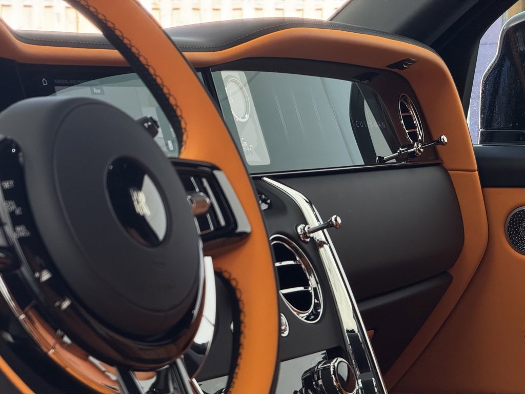 New 2026 Rolls-Royce Cullinan image 10
