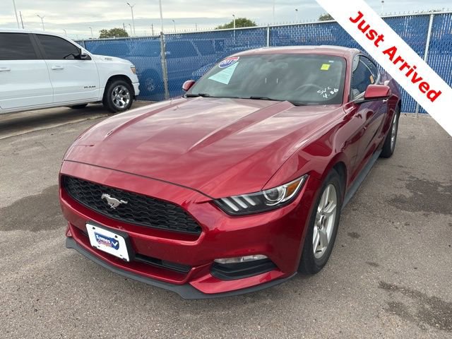 Used 2017 Ford Mustang Coupe image 1