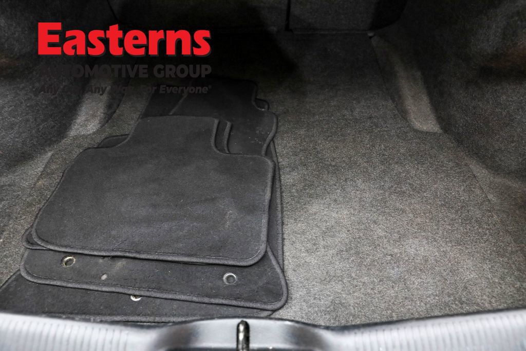 Used 2021 Dodge Charger SXT w/ Leather Interior Group image 9