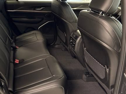 New 2026 Jeep Grand Cherokee Limited AWD/4WD image 31