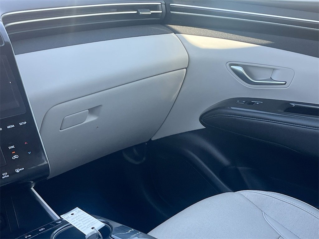 Used 2022 Hyundai Tucson Limited image 25