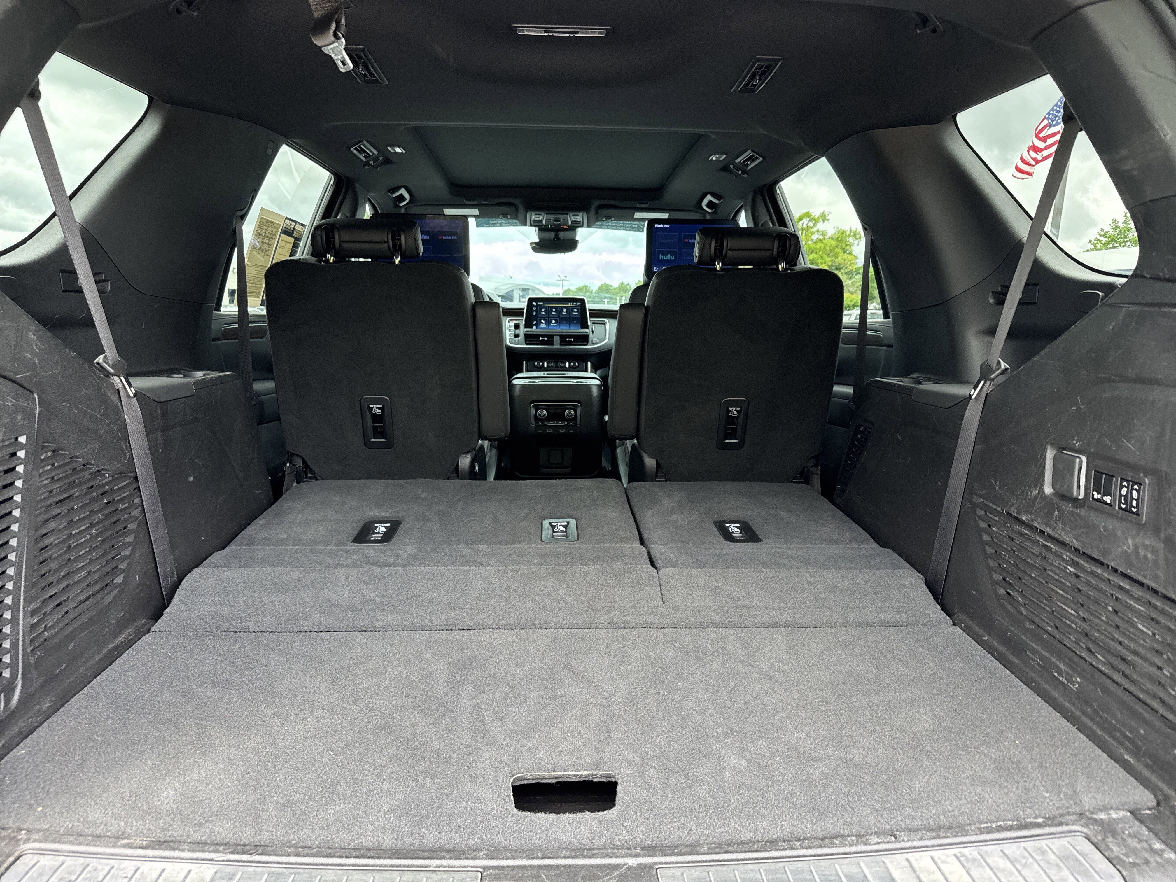 Used 2023 Chevrolet Tahoe High Country w/ Advanced Technology Package AWD/4WD image 40