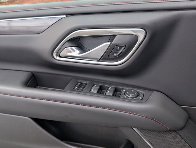 Used 2023 Chevrolet Suburban RST w/ Luxury Package image 28