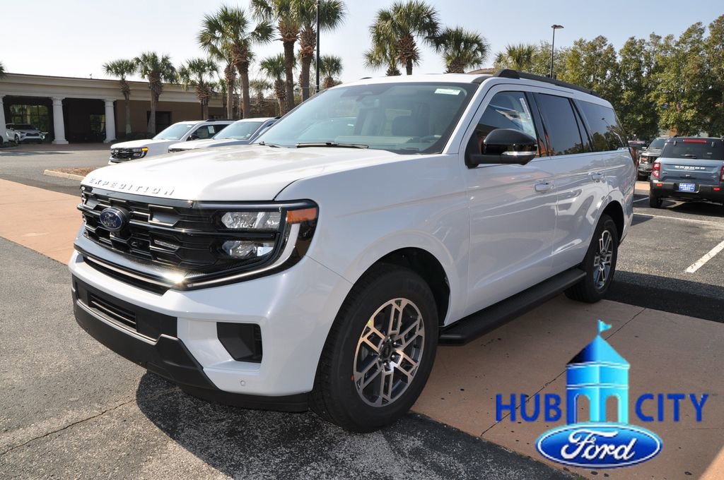 New 2026 Ford Expedition Active RWD image 1
