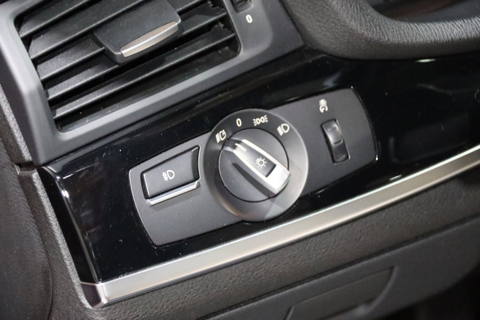 Used 2015 BMW X4 xDrive35i image 62