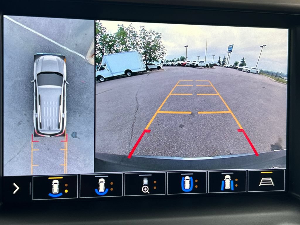 Used 2020 GMC Acadia Denali w/ Technology Package AWD/4WD image 13