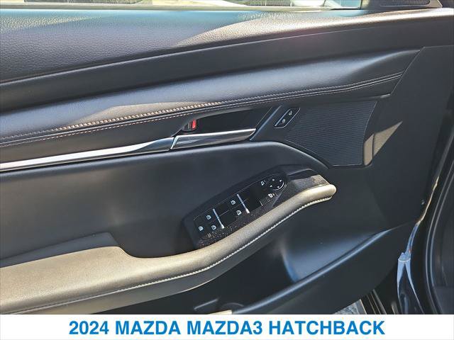Used 2024 MAZDA MAZDA3 s FWD image 12