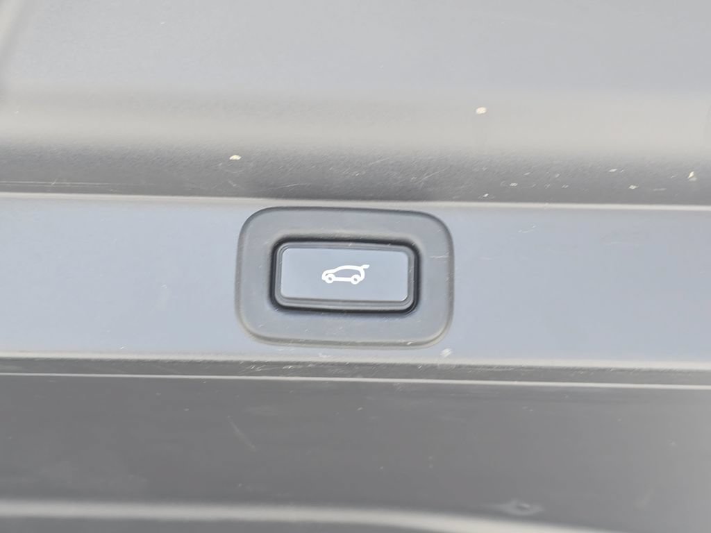 Certified 2023 Land Rover Range Rover SV AWD/4WD image 17