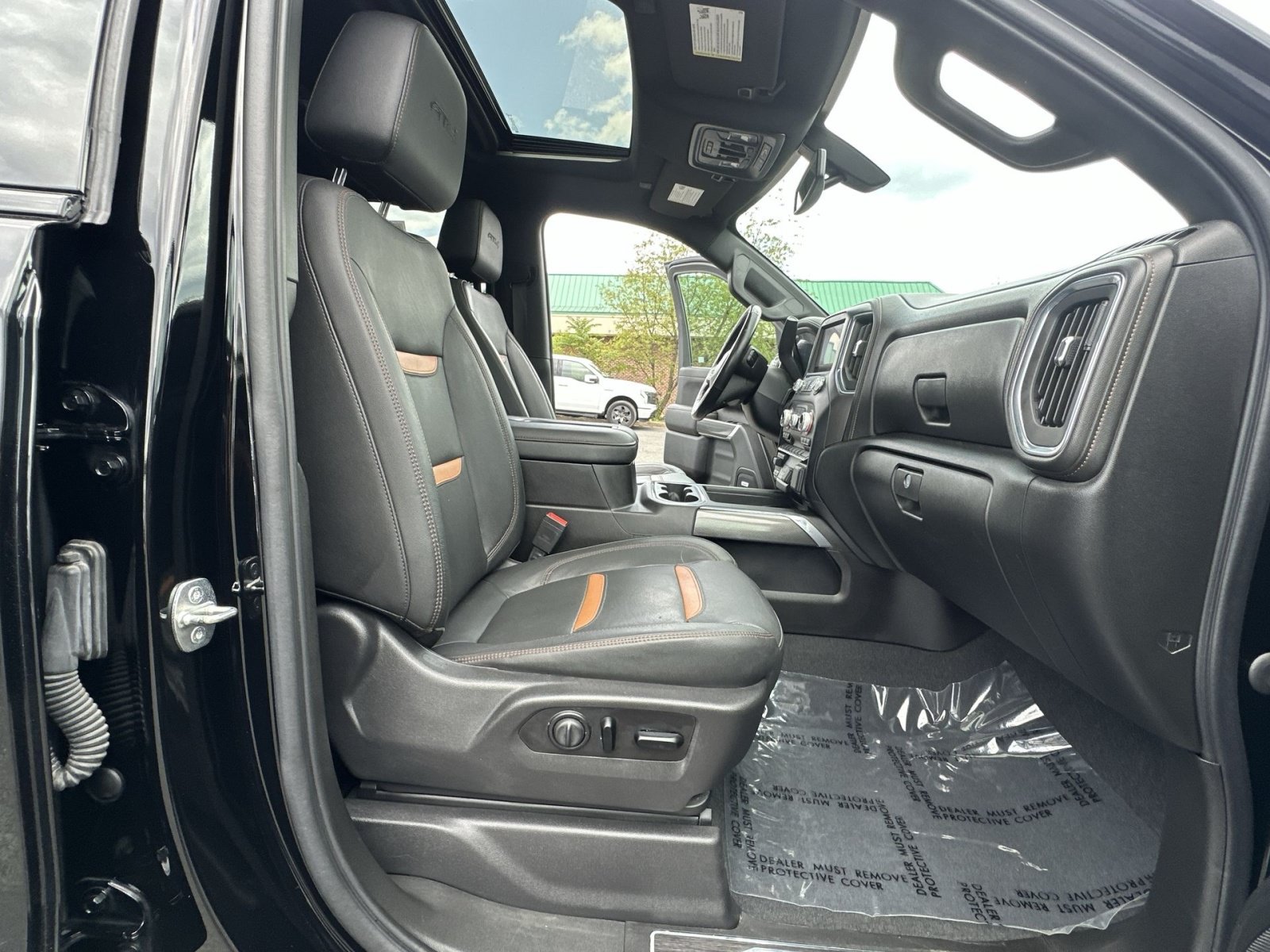 Used 2021 GMC Sierra 1500 AT4 w/ AT4 Preferred Package AWD/4WD image 35