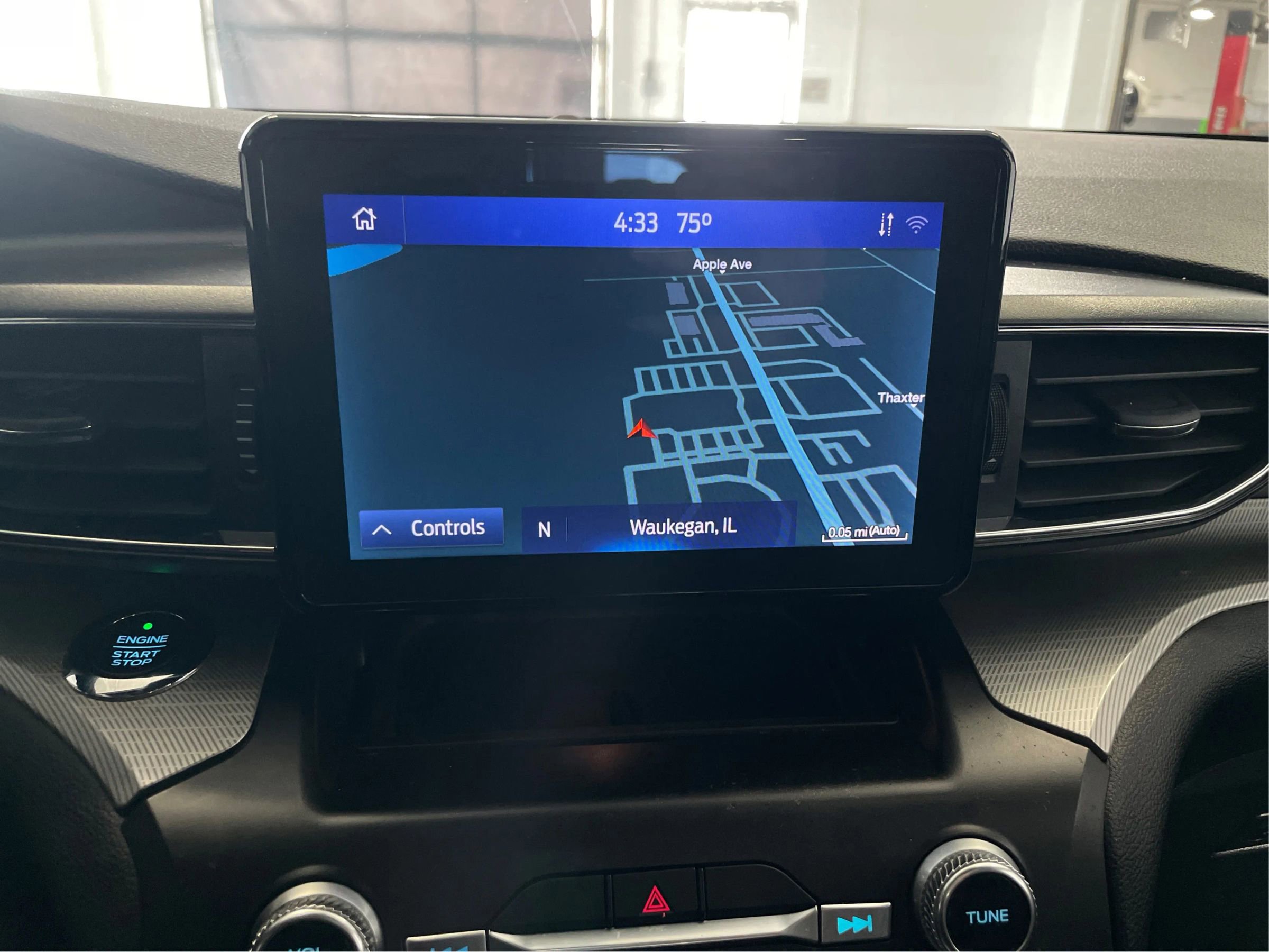 Used 2020 Ford Explorer XLT w/ Equipment Group 202A image 29