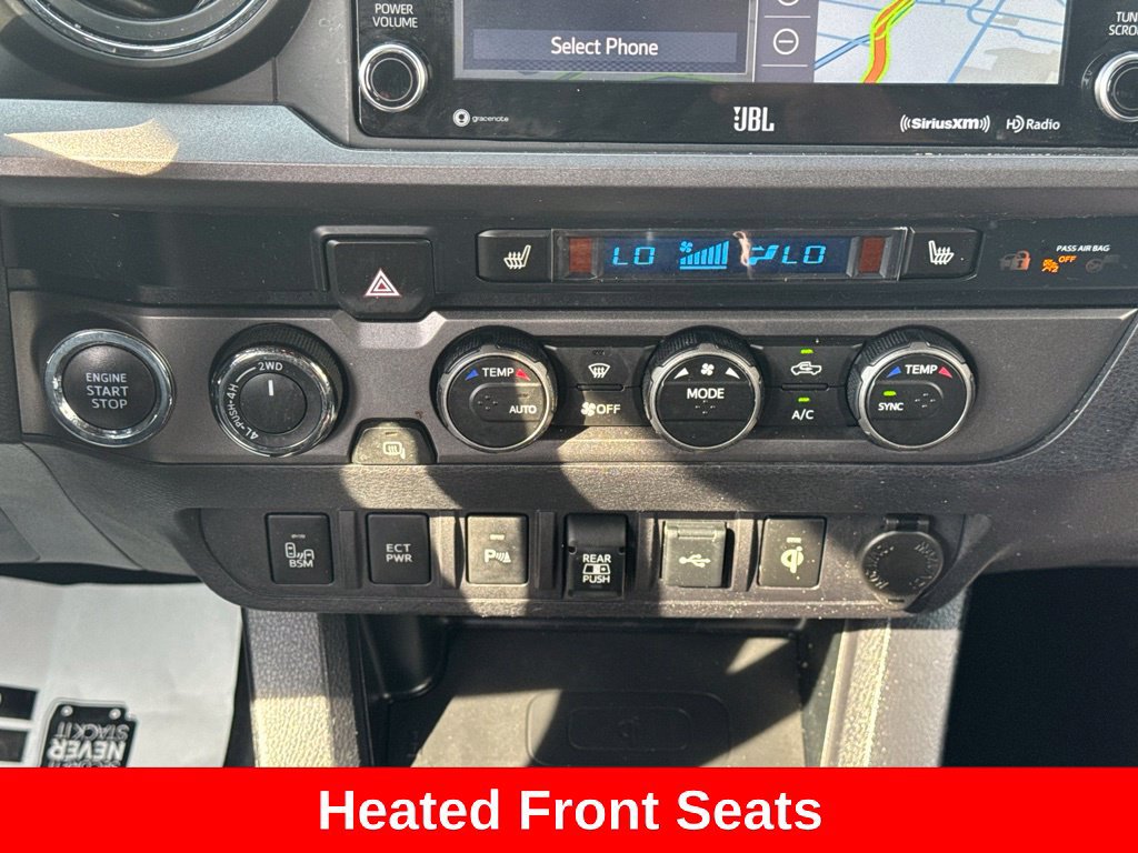 Used 2020 Toyota Tacoma TRD Sport w/ TRD Premium Sport Package AWD/4WD image 25