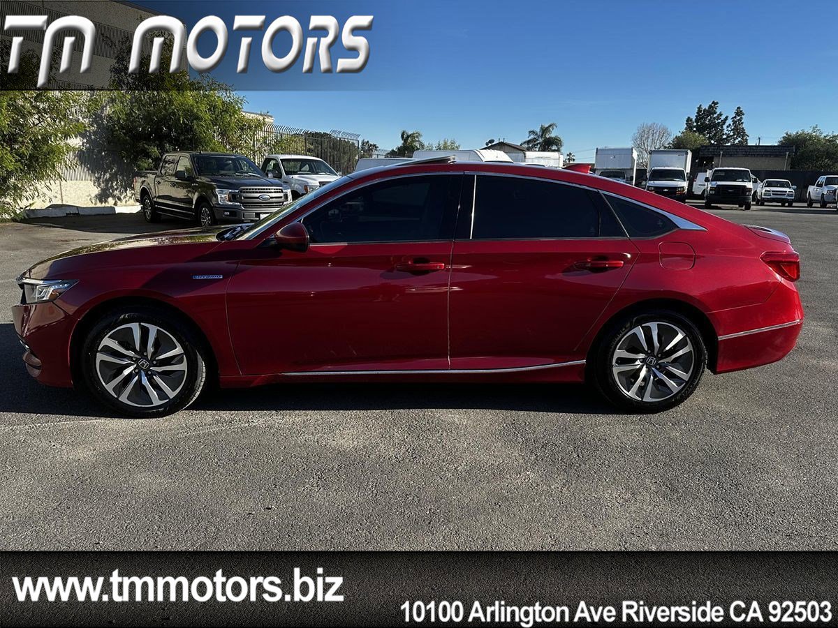 Used 2018 Honda Accord EX image 3