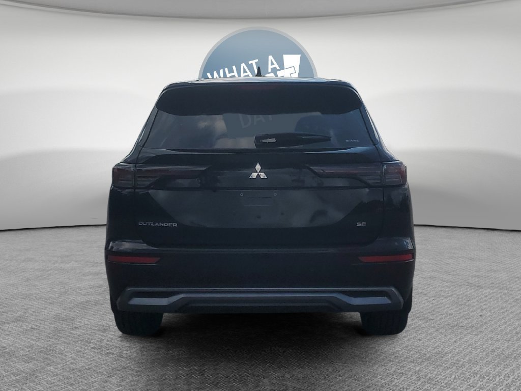 New 2026 Mitsubishi Outlander SE AWD/4WD image 4