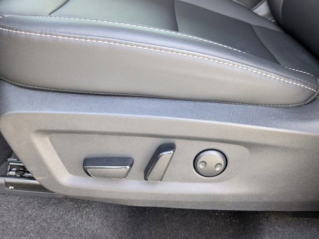 Used 2025 Nissan Murano SV FWD image 20