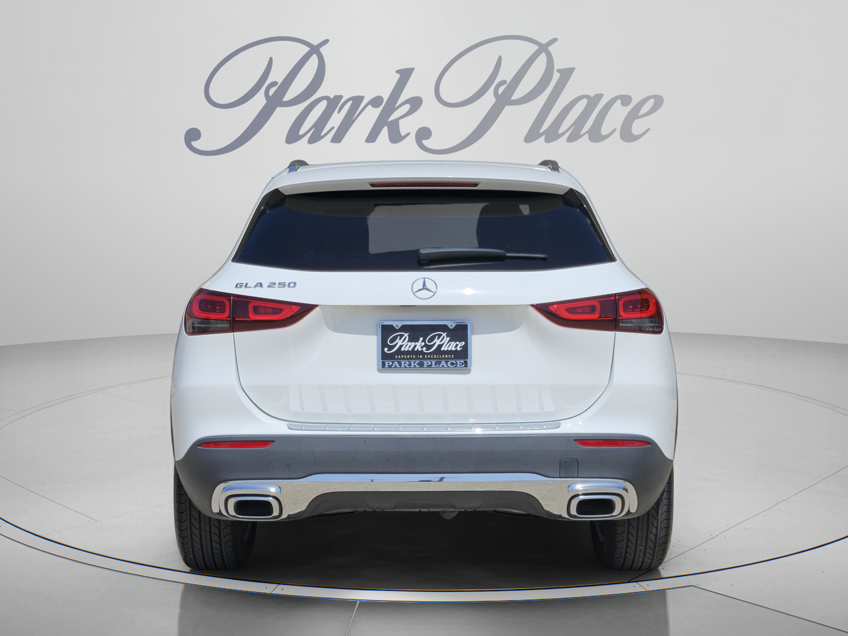Certified 2022 Mercedes-Benz GLA 250 w/ Premium Package Lite image 4
