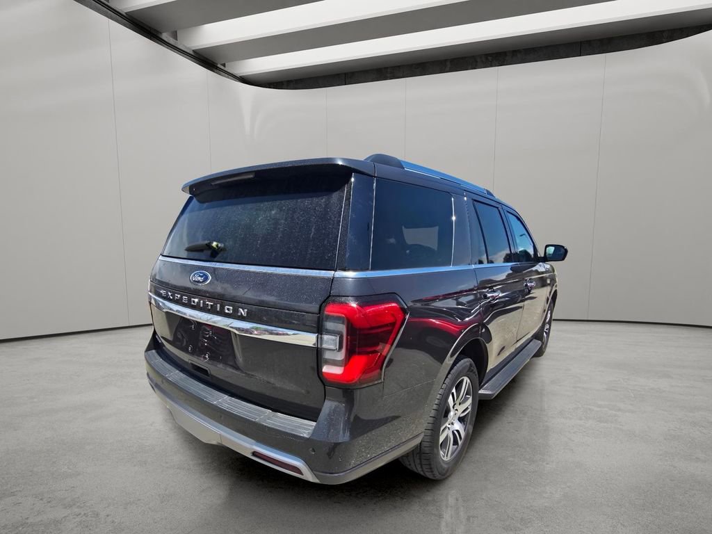 Used 2024 Ford Expedition Limited AWD/4WD image 9