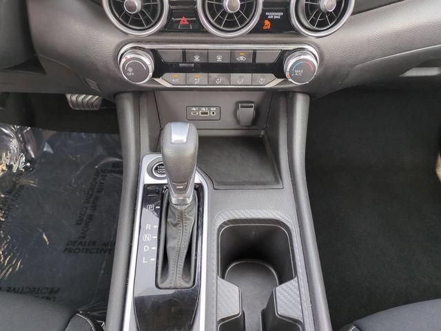 Used 2022 Nissan Sentra SV FWD image 18