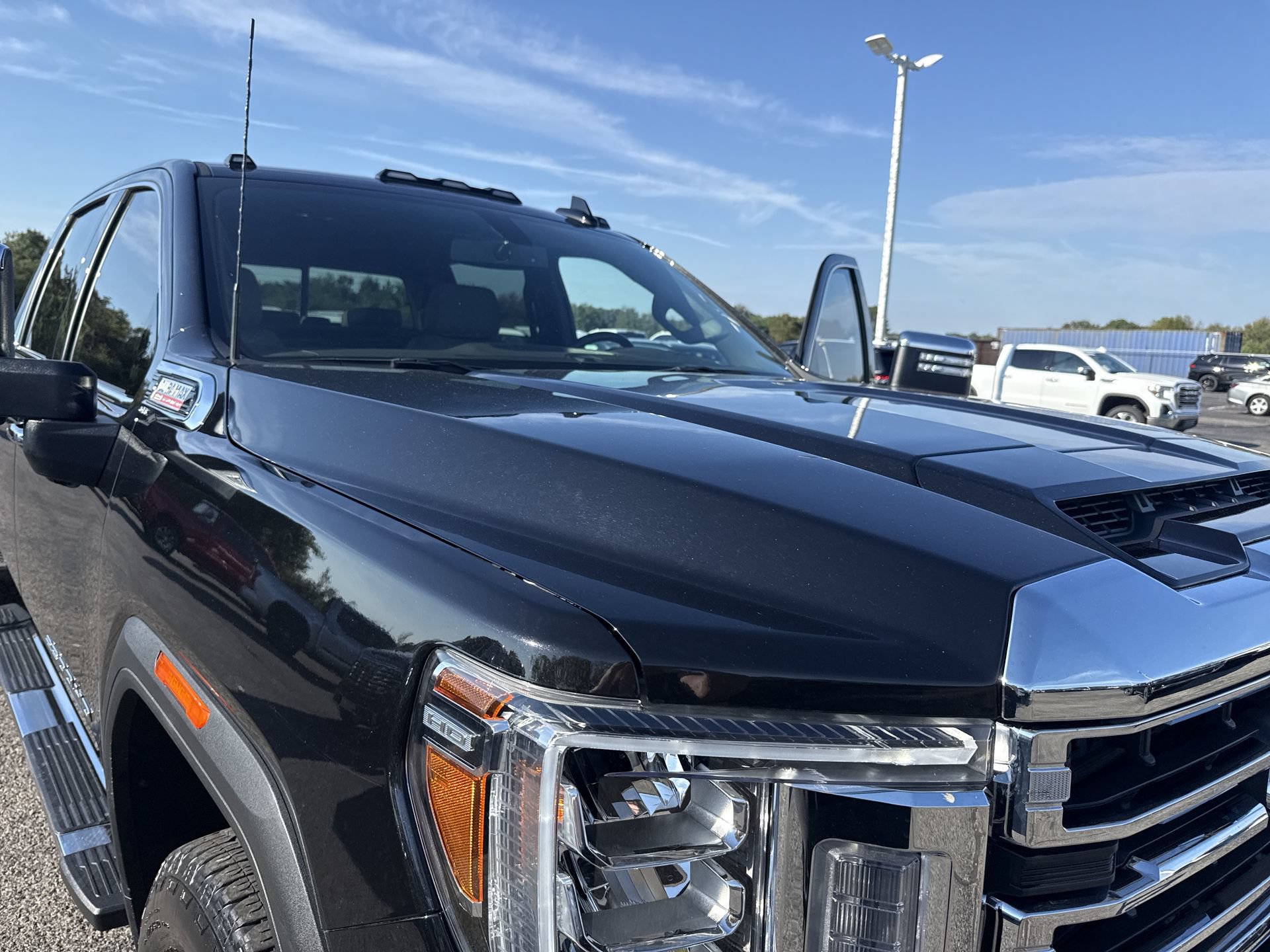 Certified 2022 GMC Sierra 2500 SLT w/ SLT Premium Package AWD/4WD image 37