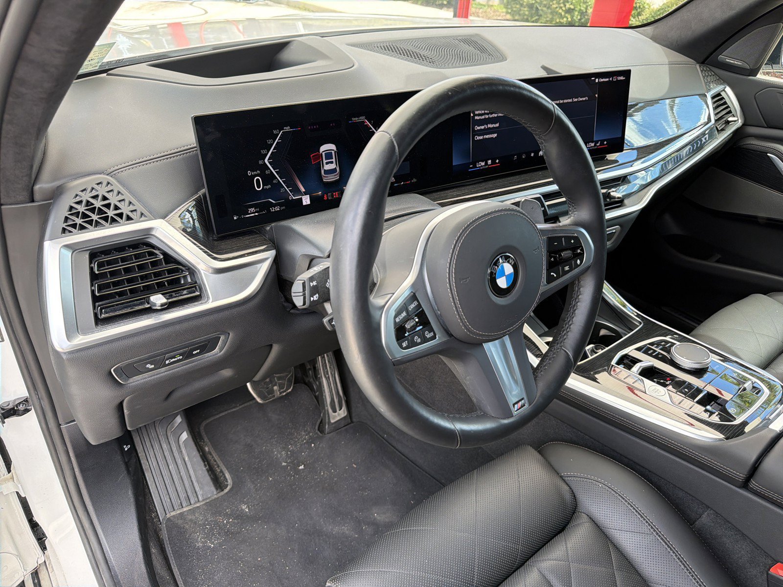 Certified 2026 BMW X7 xDrive40i AWD/4WD image 30