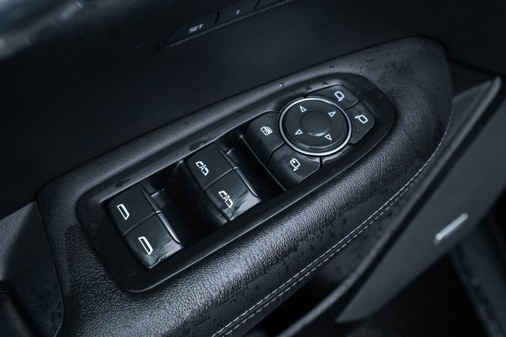 Used 2022 Cadillac XT5 Premium Luxury w/ LPO, Floor Liner Package image 21