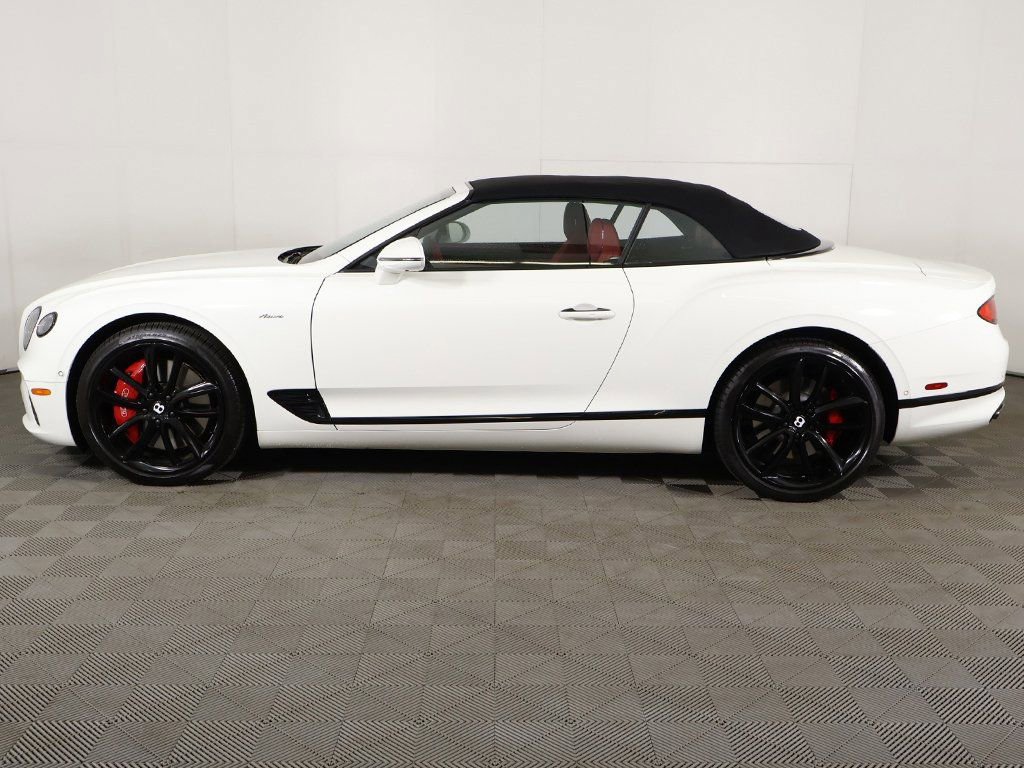 Used 2023 Bentley Continental GT Azure image 16