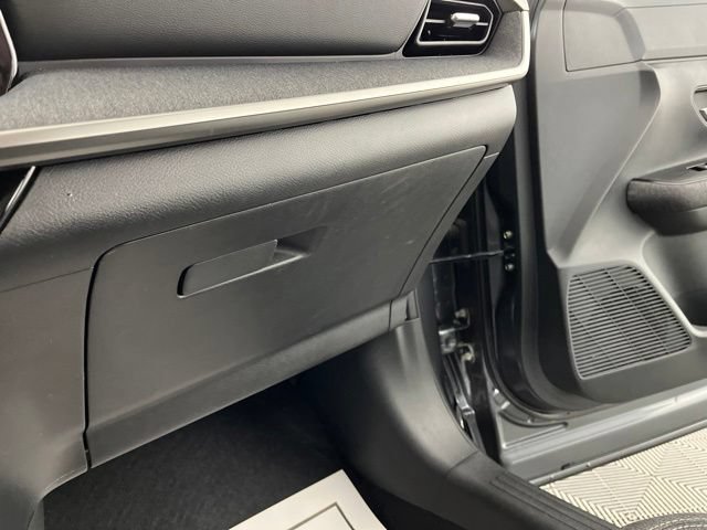 Used 2026 Nissan Kicks SV FWD image 36
